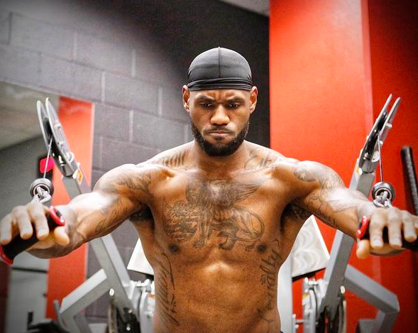 中场线前完 中场线前完