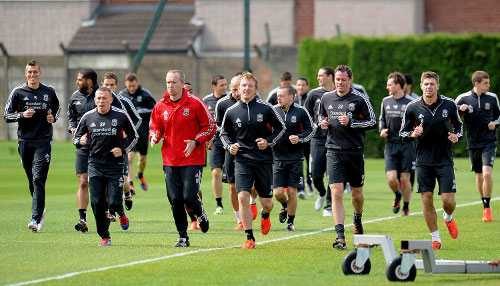 他在高位手 他在高位手